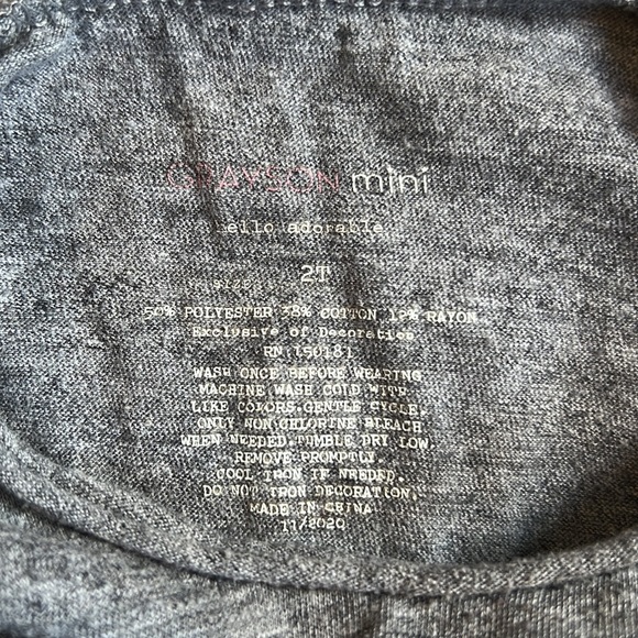 Grayson Mini 2T soft gray t-shirt - Picture 3 of 3